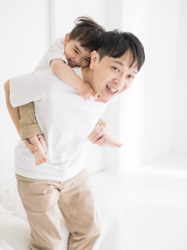 三歲孩子的親子寫真
