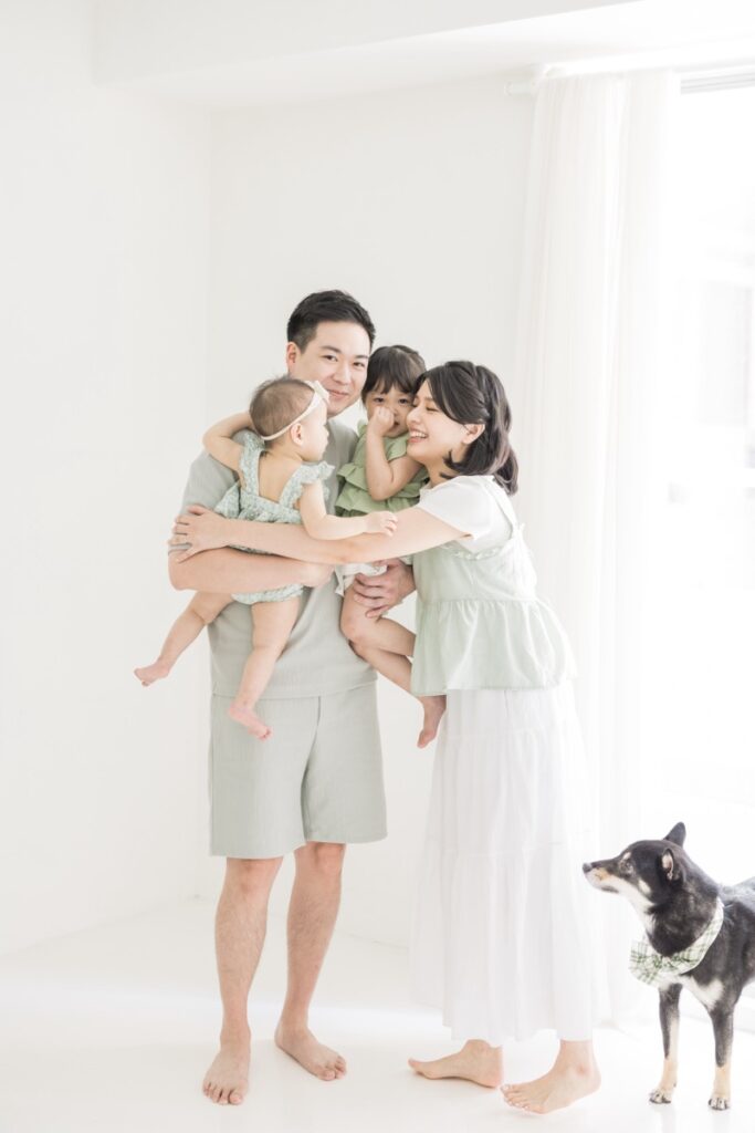 週歲寶寶的蛋糕計畫與親子寫真，週歲寶寶與手足互動、毛孩親子寫真、自然的親子攝影紀念