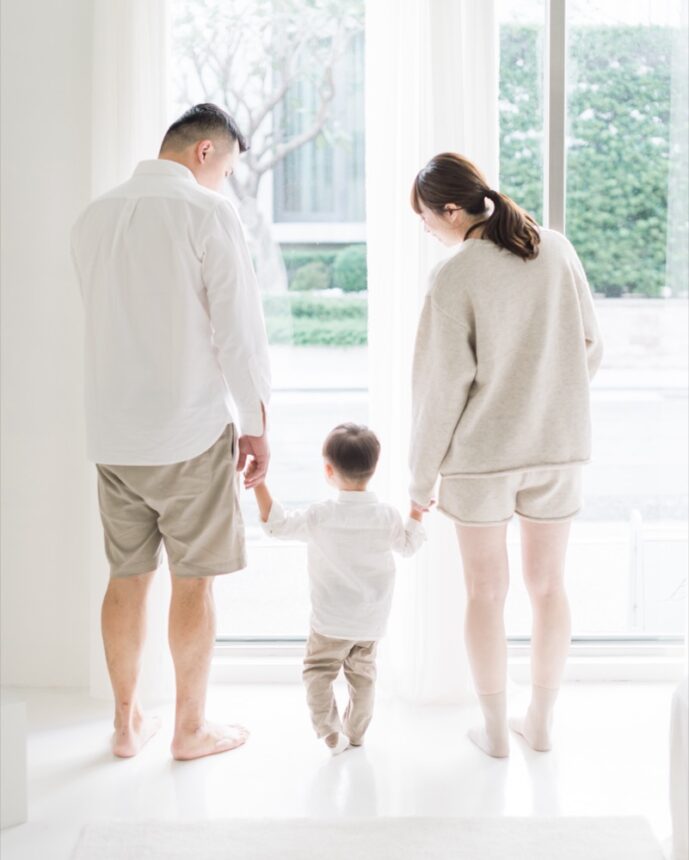 孕期親子寫真，孕媽咪跟大寶的溫馨互動，自然的親子攝影