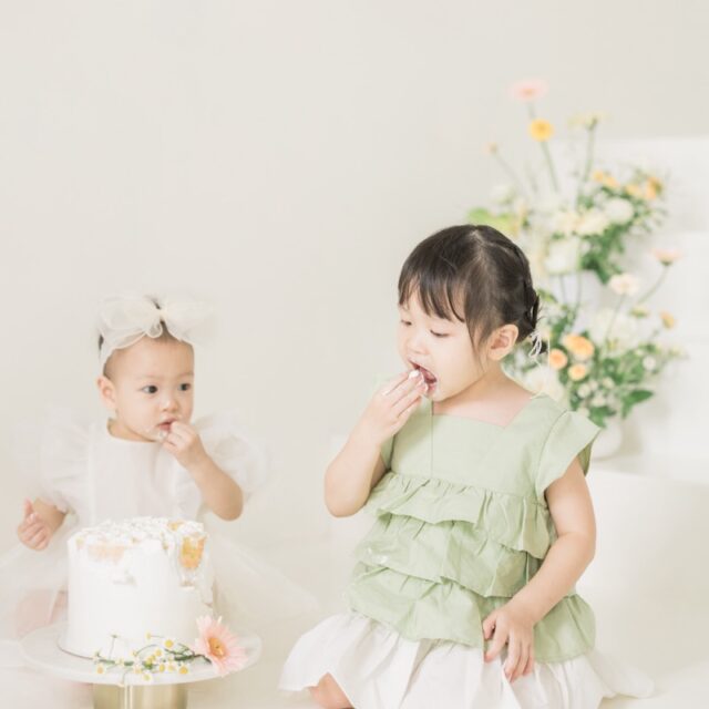 週歲寶寶的蛋糕計畫與親子寫真，週歲寶寶與手足互動