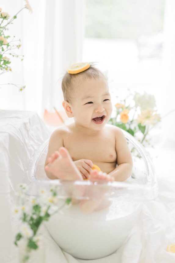 週歲寶寶牛奶浴寫真