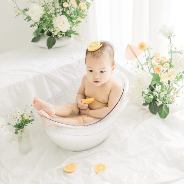 週歲寶寶牛奶浴寫真