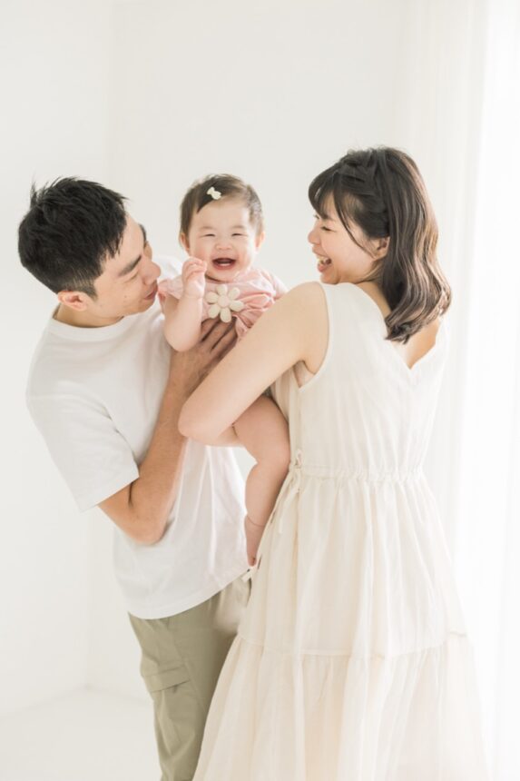 週歲親子寫真，一歲親子互動寫真，自然互動親子攝影，一歲小家庭攝影