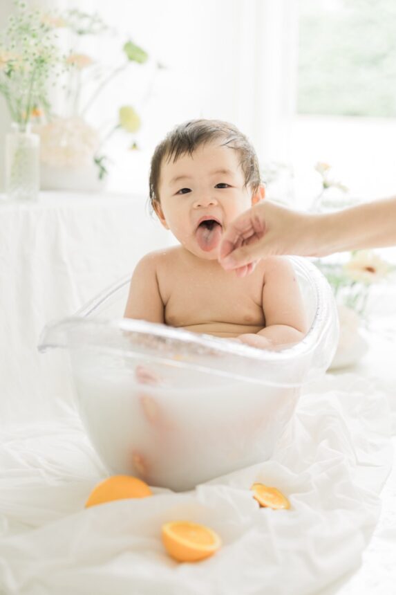 週歲女寶，一歲女寶寶寫真，週歲牛奶浴寫真