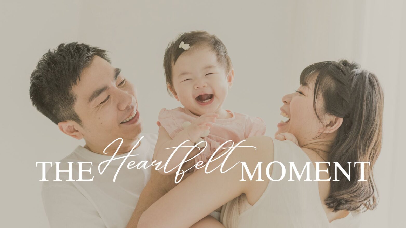 週歲寶寶抓蛋糕寫真，抓蛋糕寫真，cake smash，1 year old baby cake smash photography，1 year old baby family，週歲親子寫真，一歲親子互動寫真，自然互動親子攝影，一歲小家庭攝影