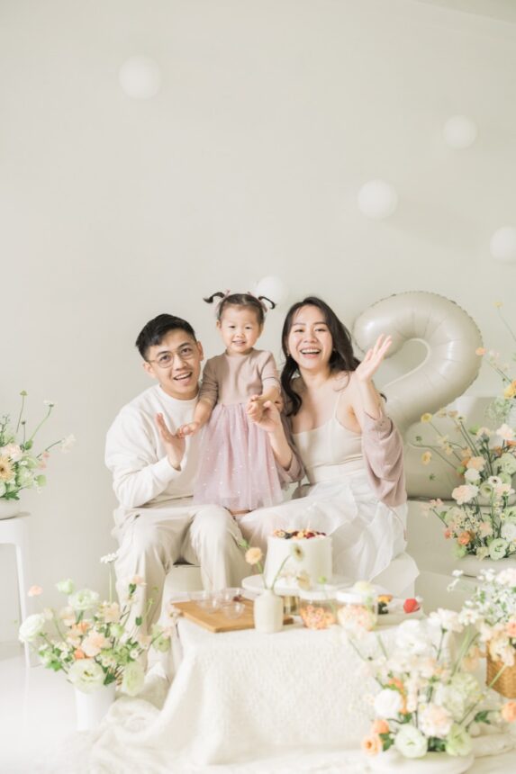 兩歲寶寶、兩歲女寶寫真、兩歲生日寫真、媽咪與女寶寫真、親子寫真、台中親子攝影、蛋糕親子互動、自然親子攝影、親子攝錄影、台中親子攝影推薦