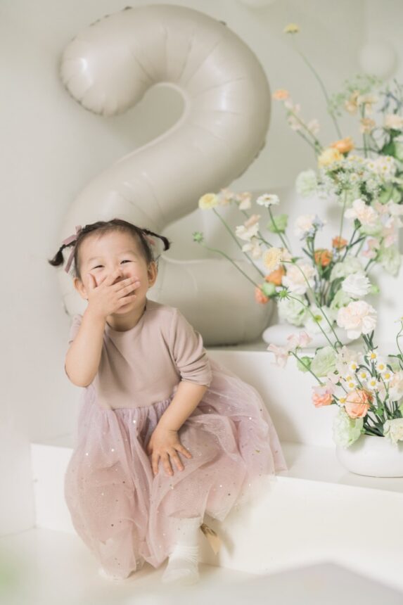 兩歲寶寶、兩歲女寶寫真、兩歲生日寫真、媽咪與女寶寫真、親子寫真、台中親子攝影、蛋糕親子互動